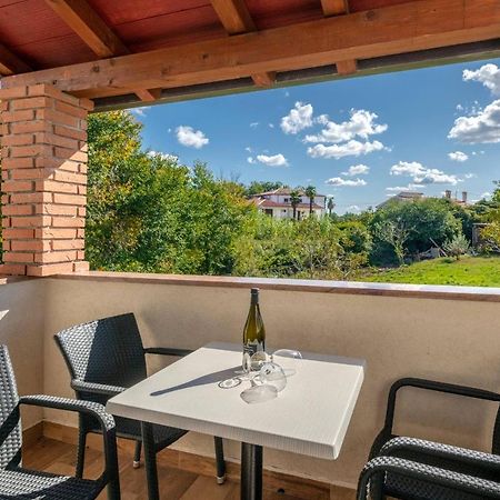 Apartmani Jana Porec Exterior photo